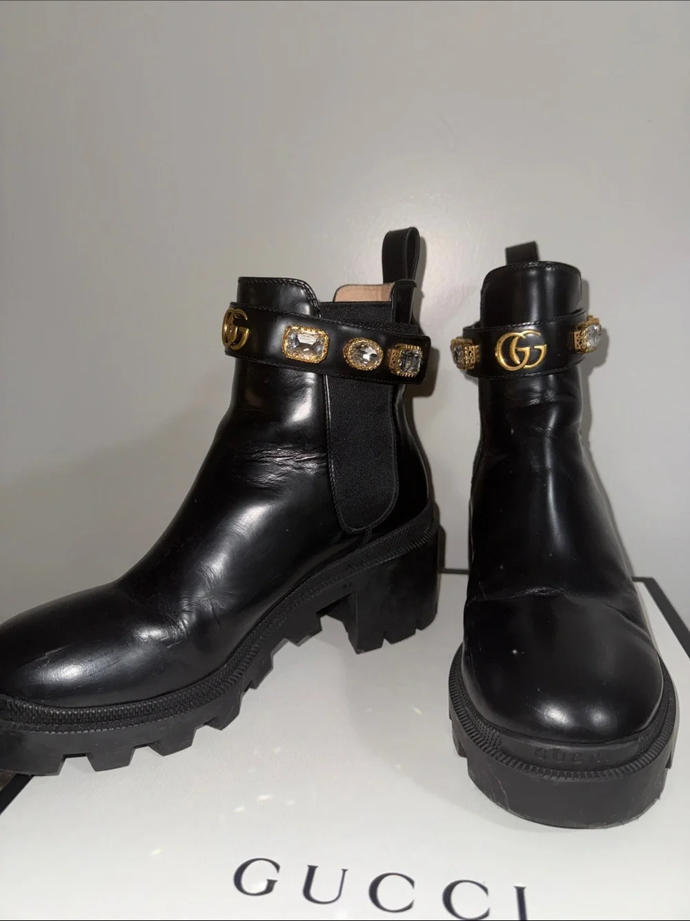 Gucci Black Leather Ankle Boots with Gold GG Logo Strap Vintage BBordeau
